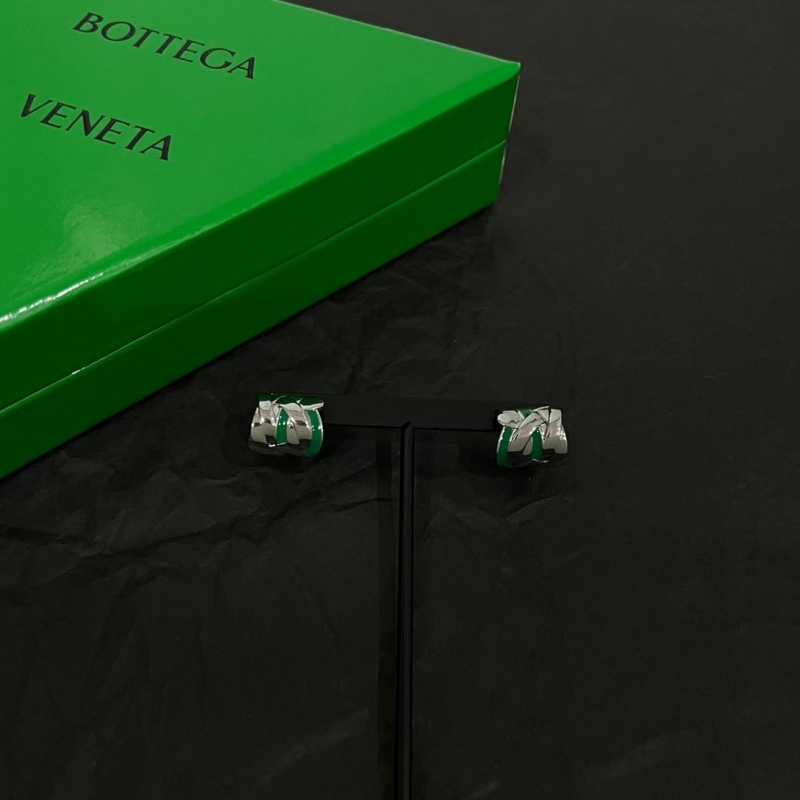 Bo*te*ga venenta earrings